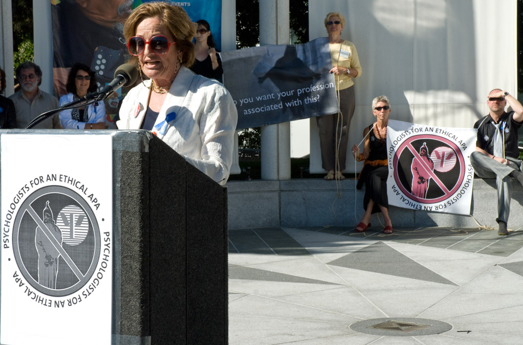 070817_APA-Demonstration_010